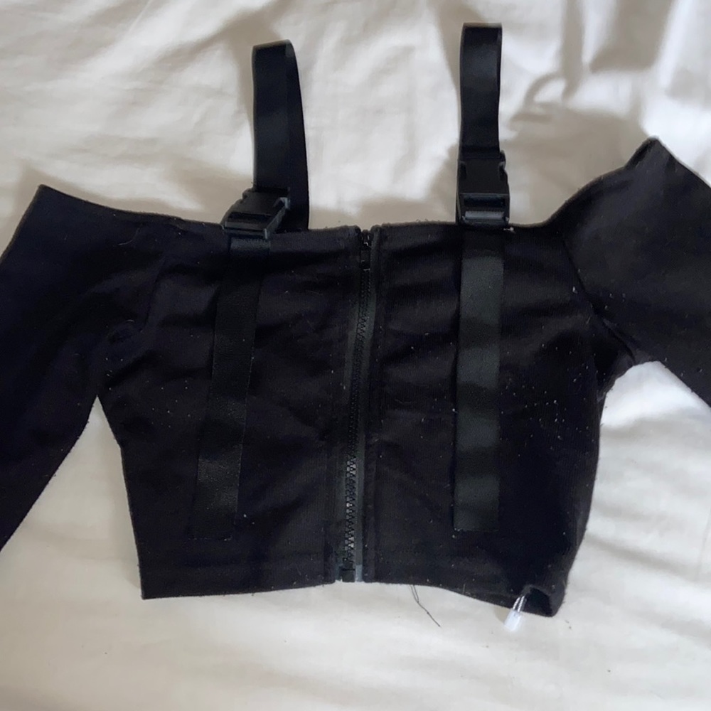 Cropped zipper up long sleeve top